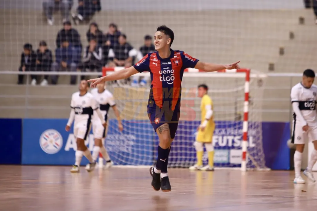 El primer superclásico de semifinales del futsal, lo ganó Cerro Porteño