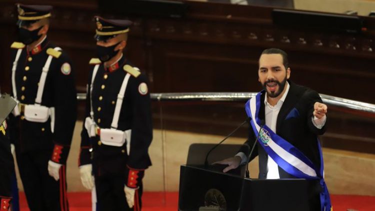 Bukele se autodenomina Dictador de El Salvador en Twitter