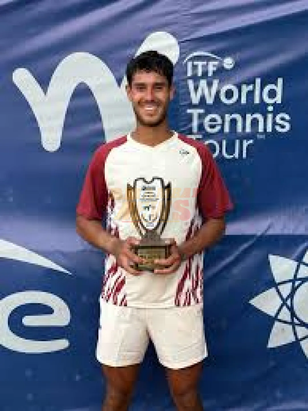 Dani Vallejo conquista el título en Brasil y suma su quinto trofeo profesional