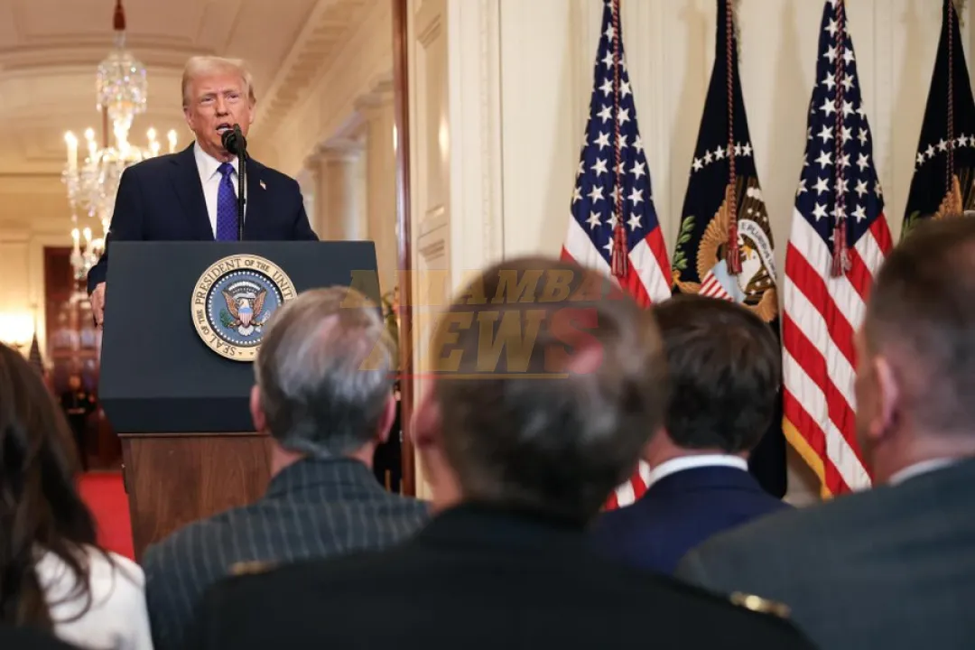 Trump anuncia que ordenará al Pentágono preparar 30.000 camas para migrantes en Guantánamo