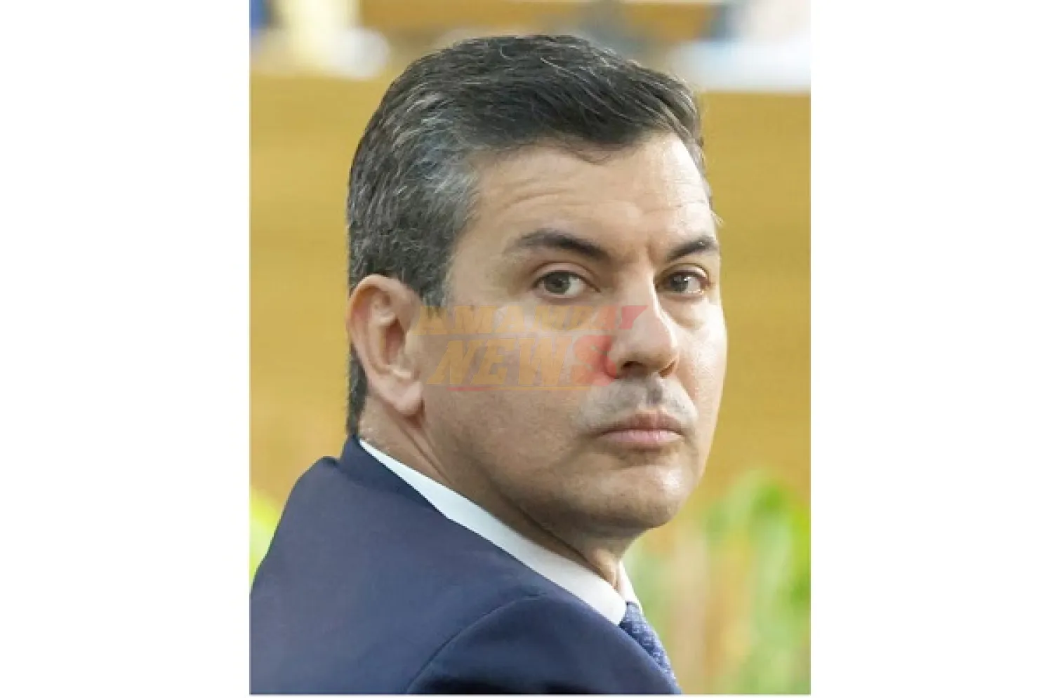 Santi rechaza denuncia de exempleada sobre dinero y visitas
