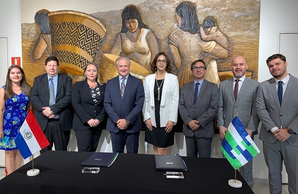 CAF otorga línea de crédito de 50 millones de dólares a la AFD de Paraguay