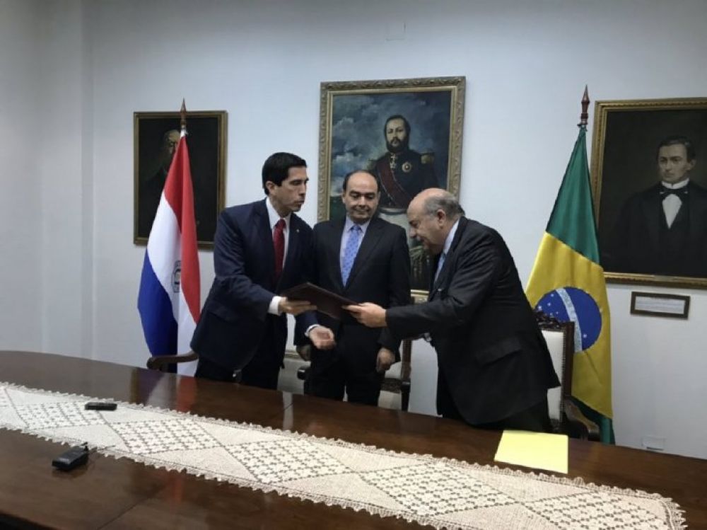 Paraguay y Brasil dejan sin efecto acuerdo sobre Itaipú