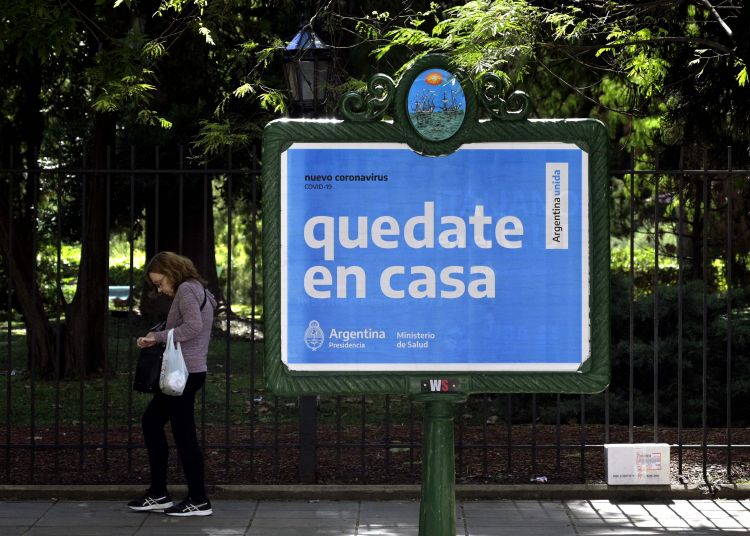 Argentina extiende cuarentena total hasta después de semana santa