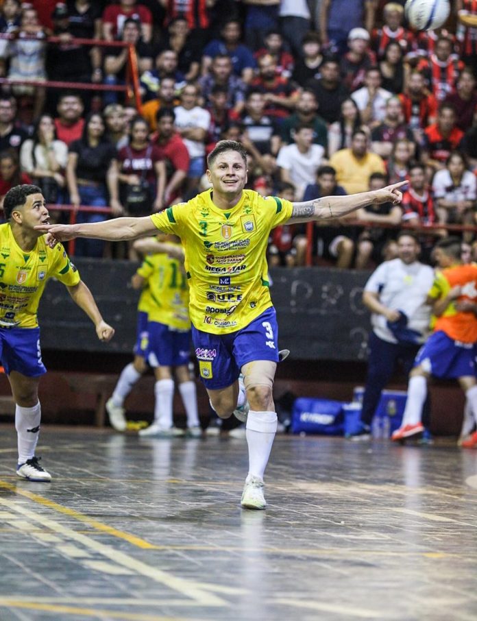 Gran victoria de Franco de visita en Minga por el nacional de salón