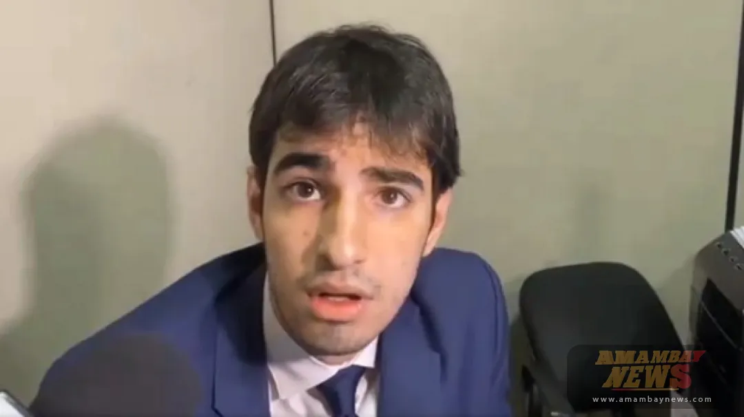 Hijo de senador bloquea Facultad de Derecho en protesta