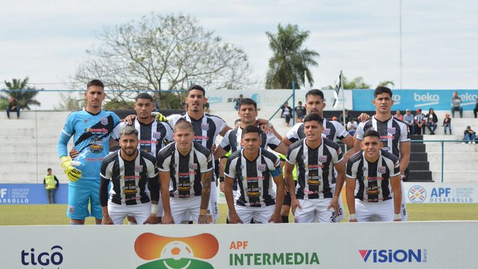 Intermedia: A ganar o ganar para mantenerse con vida
