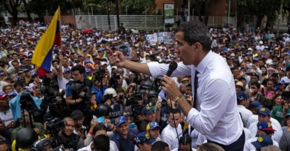 Guaidó anuncia que oposición retomará diálogo con gobierno de Venezuela