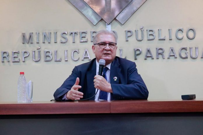 FGE se desentiende de «invaciones vip» y tira la pelota al poder judicial
