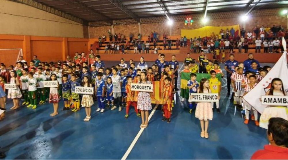 Brillante apertura del nacional C9 de fútbol de salón en Pedro Juan Caballero