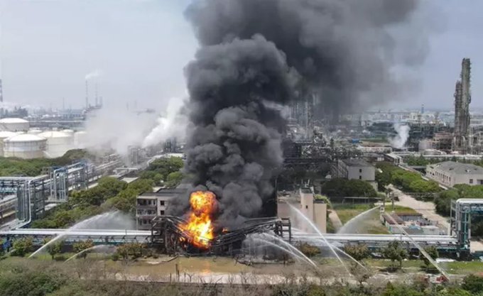 Al menos 5 muertos y 8 desaparecidos tras una explosión en una fábrica en China