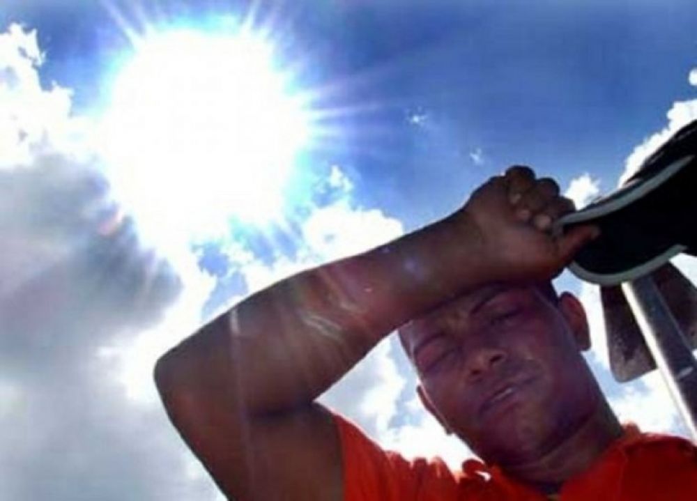 Sábado con calor y domingo con tormentas