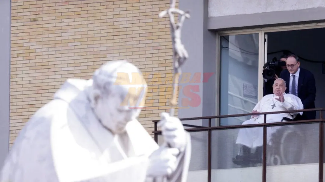 "Tenía los ojos abiertos, pero no respondía": médico cuenta los últimos momentos del papa Francisco
