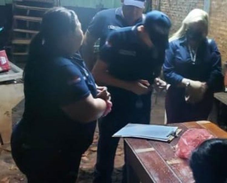 Detienen en allanamiento a hombre que presumiblemente abusaba de tres sobrinas menores
