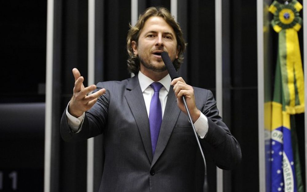 Bolsonaro gestionó acta bilateral con Paraguay para favorecer a empresa familiar