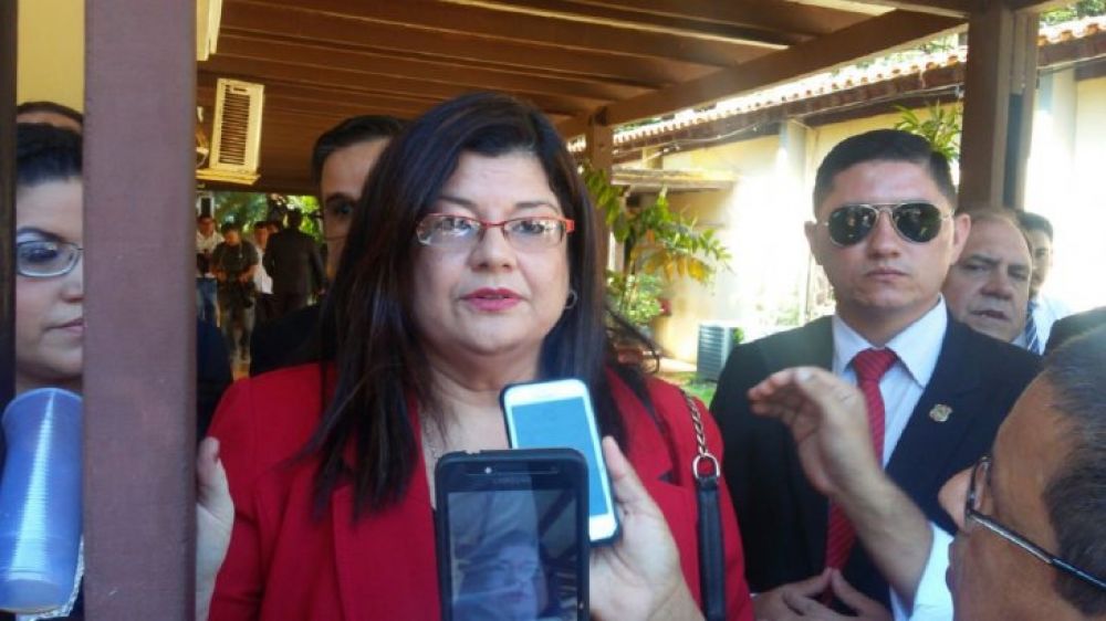 Convocan a Carolina Llanes para prestar juramento