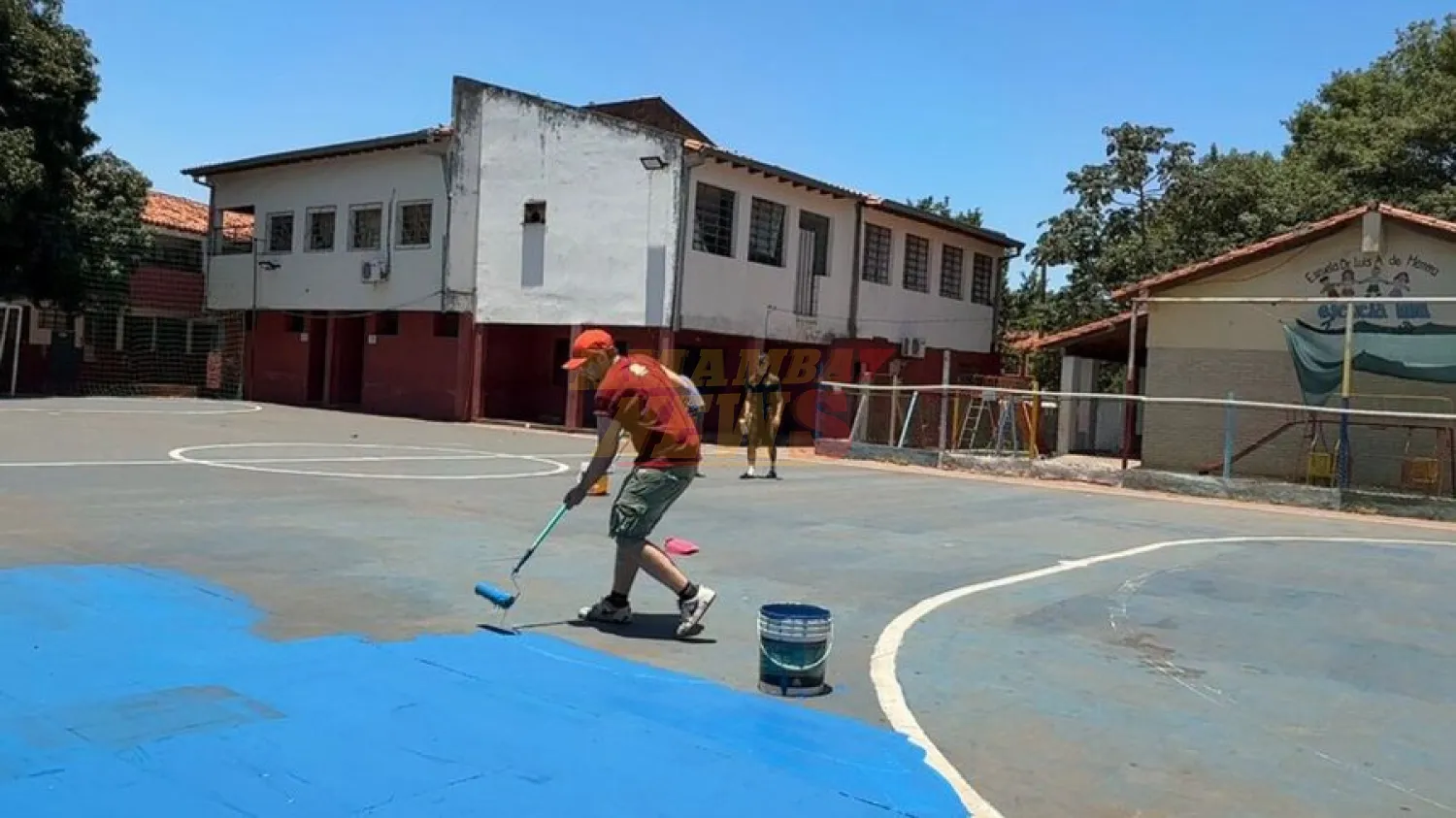 Jóvenes repararon 70 instituciones y critican “receta” de Santi por ignorar realidad de las escuelas públicas