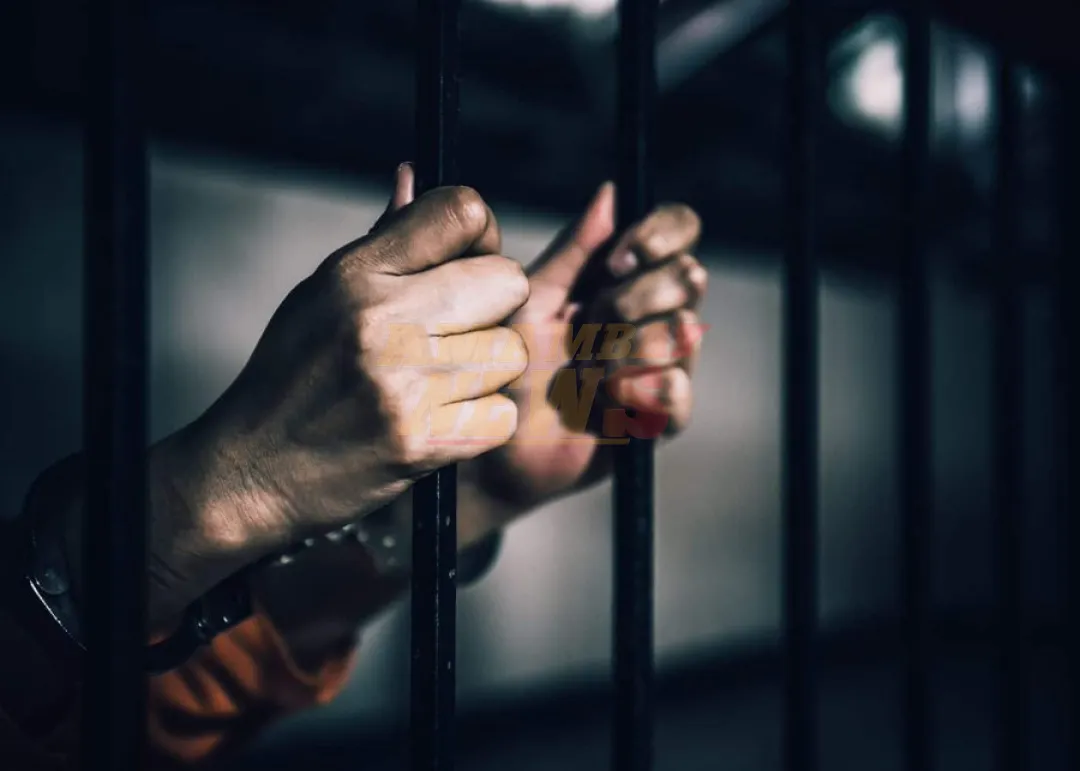 Logran condena de 10 años para hombre que manoseó a su nieta