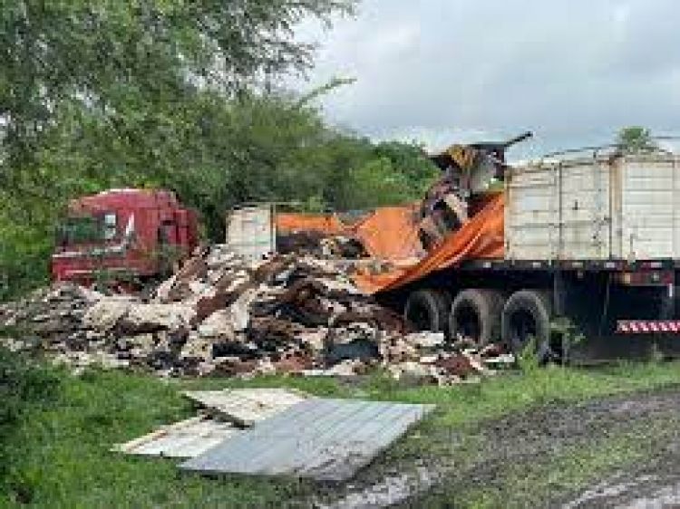Incautan gran cantidad de productos de contrabando en Puerto Falcón