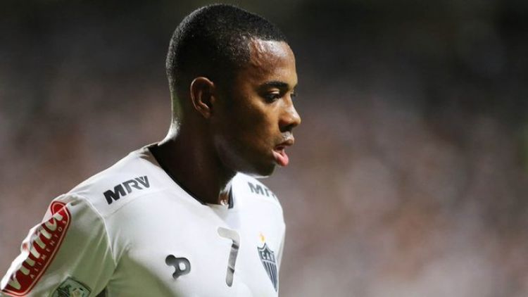 Confirman la condena de 9 años de prisión a Robinho por participar en una violación grupal