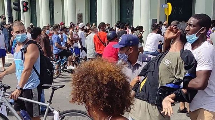 Rusia envía ayuda a Cuba