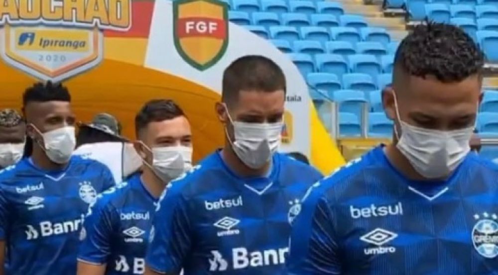 Brasil: El fútbol no para y jugadores protestan
