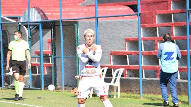 General Caballero golea y sigue dando pasos hacia la primera