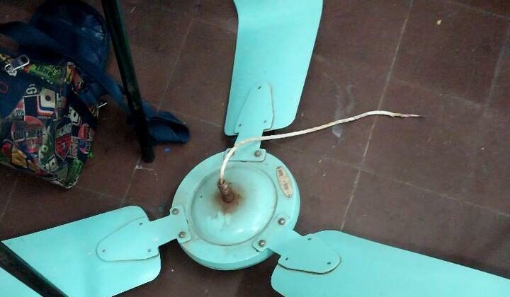 Susto en colegio de Asunción por caída de ventilador sobre un alumno