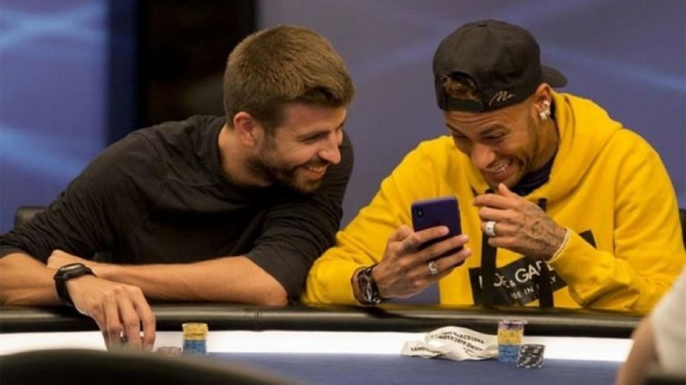 Piqué: A Neymar le dijimos que se iba a una cárcel de oro