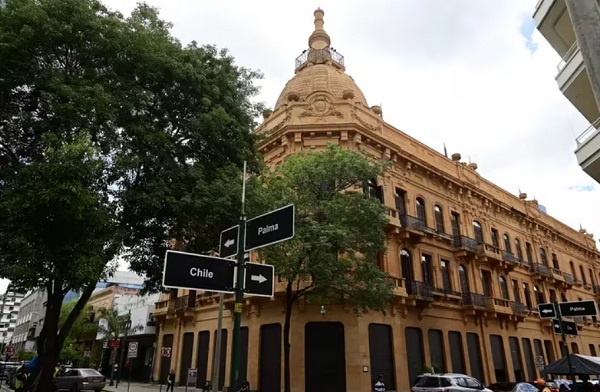 Ministerio de Economía pagó bonificaciones de hasta casi G. 7 millones a sus funcionarios