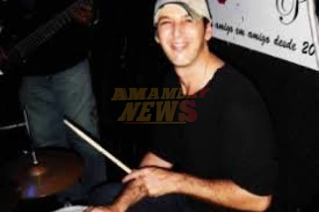 El baterista de Karametade muere a los 52 años