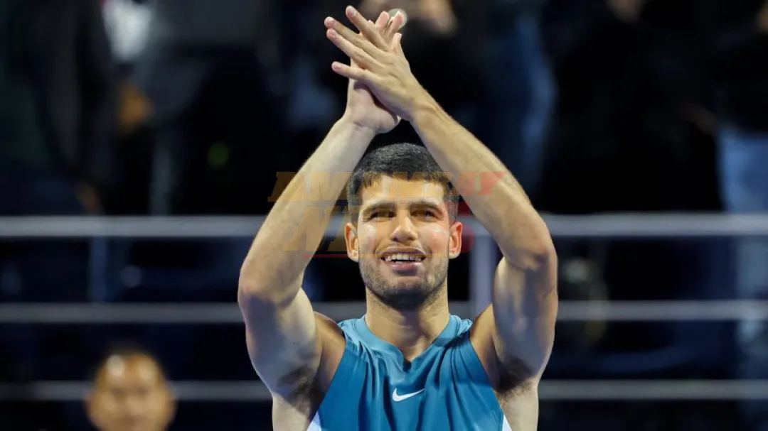 Alcaraz camina firme a la historia grande