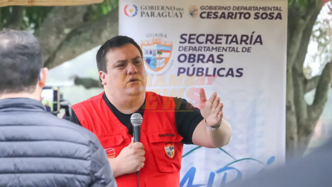 Gobernador niega desvío y defiende fondos para teatro de Villarrica