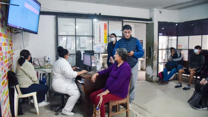 Niños y mayores de 60 años, los más afectados por Covid