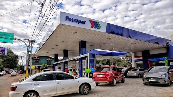 Petropar garantiza combustible barato hasta fin de año