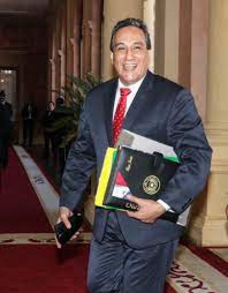 Hugo Javier sigue siendo gobernador, dice abogado