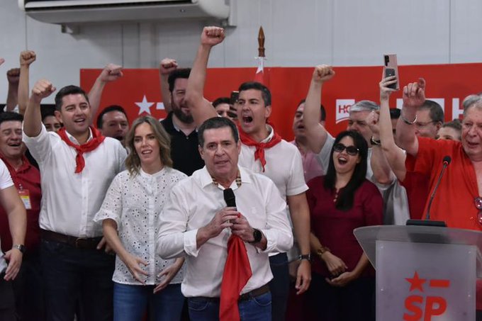 Honor Colorado le ganó a Fuerza Republicana la Presidencia del Partido y la candidatura a Presidente de la República