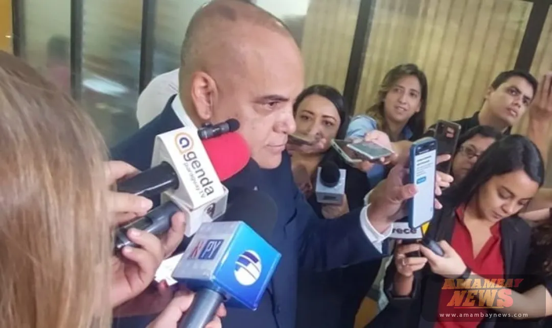 Presidente del Senado convoca a sesión extra para debatir sobre elecciones en Venezuela