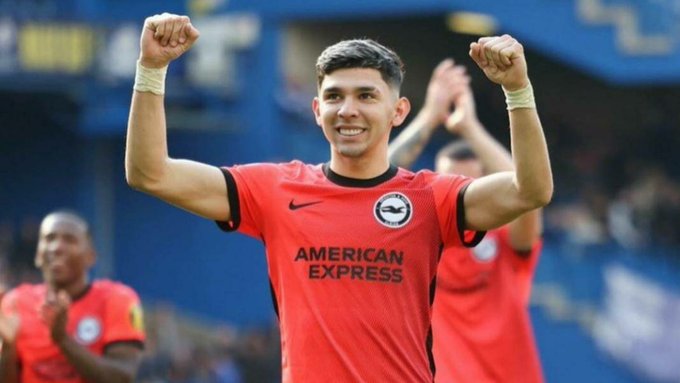 Brighton premia a Julio Enciso por su gran rendimiento
