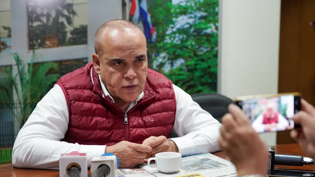Bachi impulsa una declaración contra Maduro, pero omite su vínculo con Tabesa