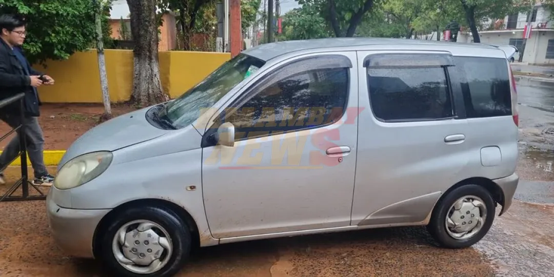 Tras procedimiento policial recuperan vehículo hurtado en Luque