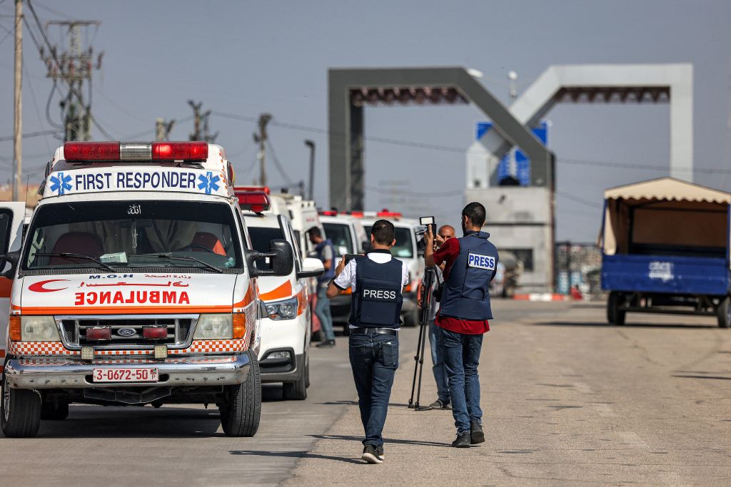 Se espera que 400 extranjeros y 60 heridos abandonen Gaza el jueves