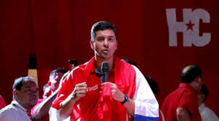 Santiago Peña está bajo observación por un cuadro febril