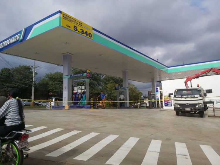 Emplazan a Municipalidad de CDE para informar sobre proliferación de surtidores