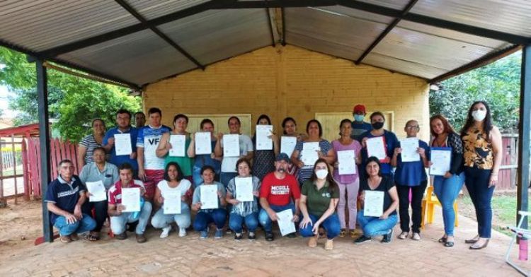 Gobierno entregó 244 subsidios habitacionales en diferentes zonas del país