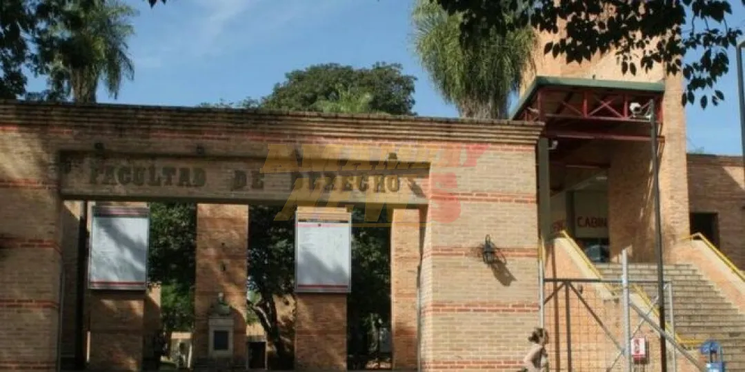 Responsables de incidentes en Derecho UNA habrían sido contratados