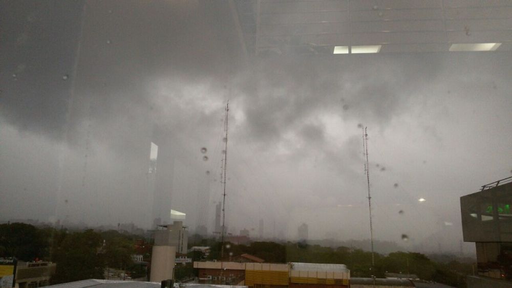 Jornada calurosa y con tormentas eléctricas