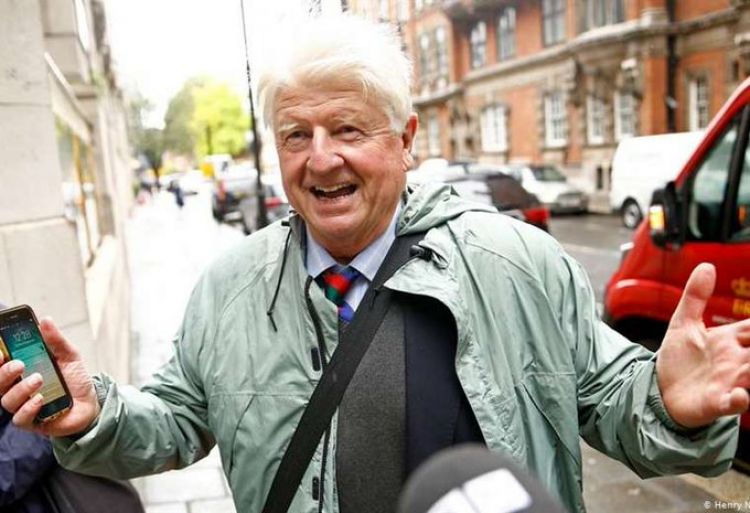 El padre de Boris Johnson pide la nacionalidad francesa