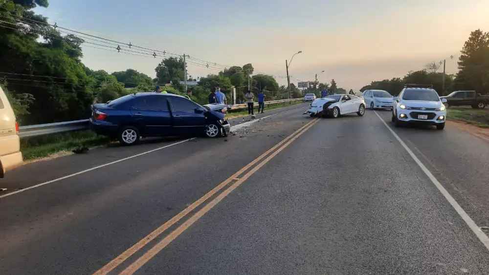 Colisión frontal deja un fallecido y tres heridos en San Ignacio