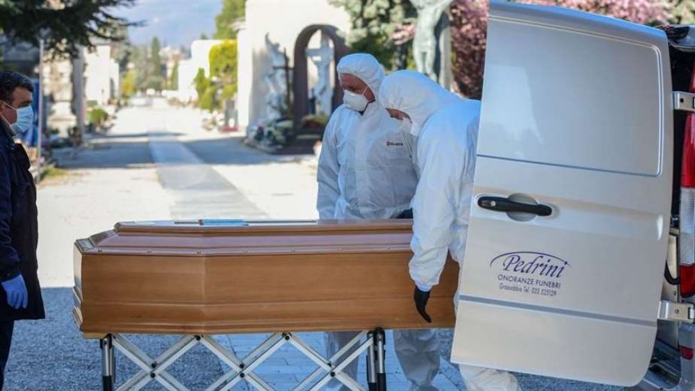 Coronavirus: Italia alcanza un nuevo récord al registrar 627 muertos por covid-19 en un día